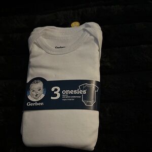 Gerber Classic White Baby Onesies Set